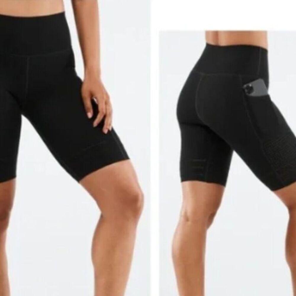 Fabletics High-Waisted SculptKnit Black Pocket Short Size XS High Rise - Picture 2 of 11